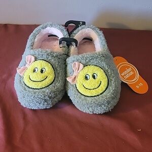 Wonder Nation Happy Smiley Face Gray, Pink & Yellow Slippers, NWT
